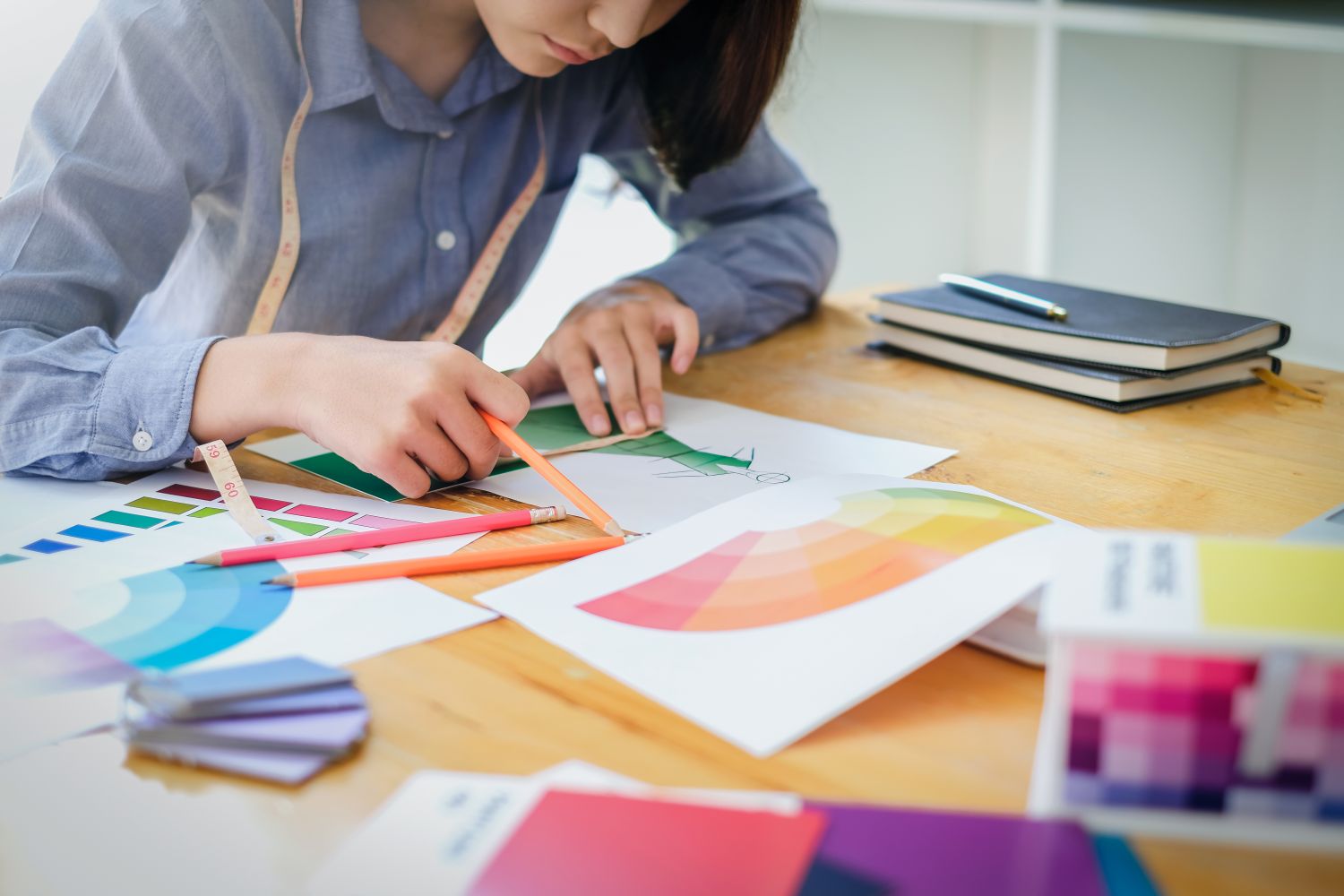 What role does color play in graphic design